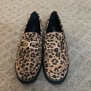 Vaneli leopard loafer size 8